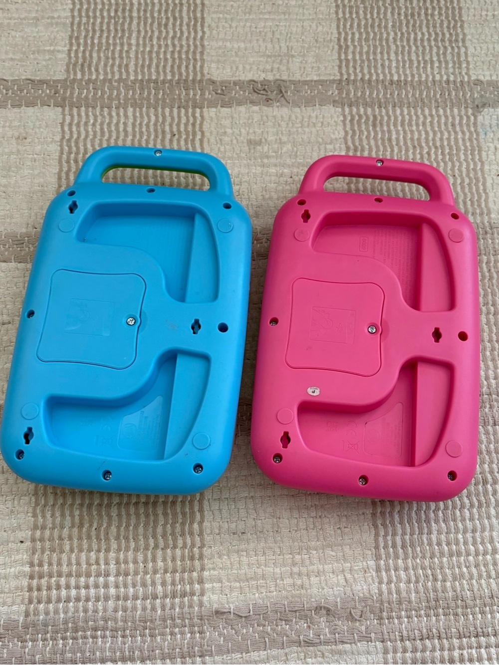 LeapFrog 2-in-1 LeapTop Touch Laptop Toddler Toys set of 2, pink and blue - Picture 4 of 7